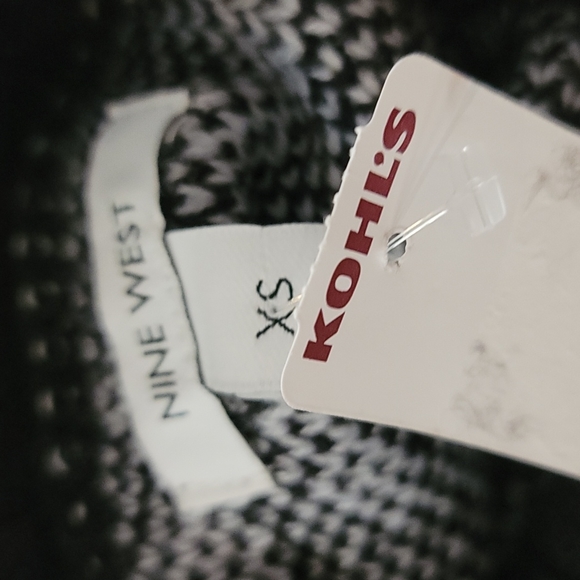 Nine West  Turtlenecks Sweater - Picture 7 of 7